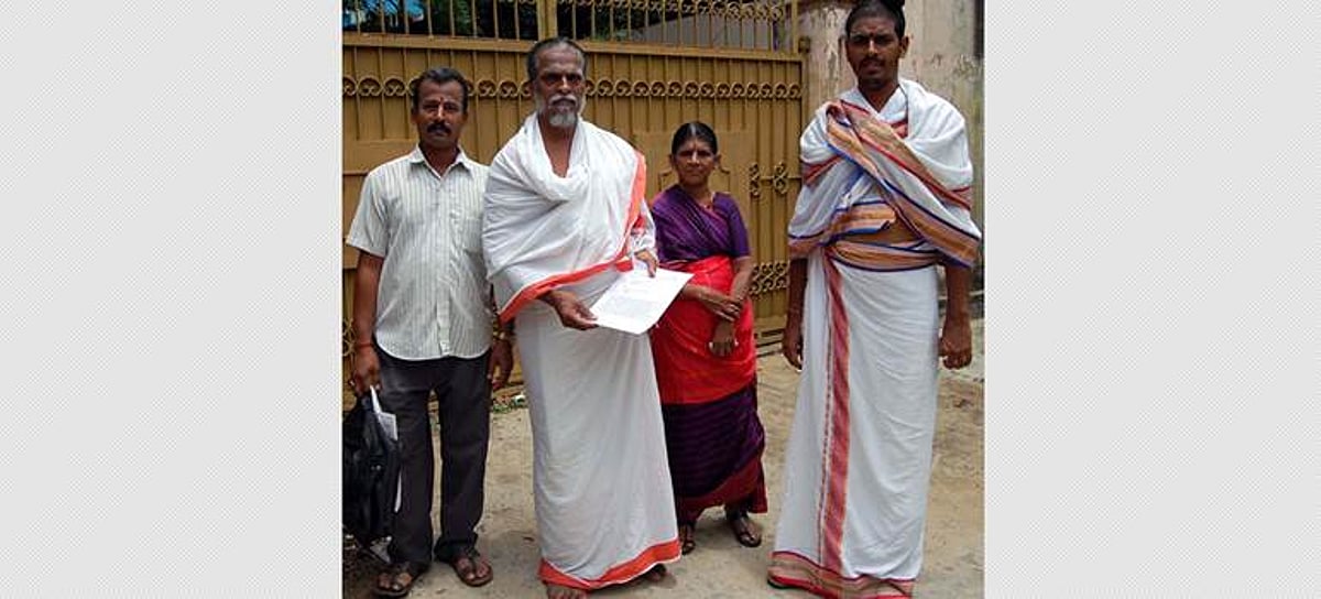 நடராஜர் கோயில் மூன்றாவது பிரகாரத்தில் உள்ள கருங்கல் தரையை அகற்ற ஆட்சியரிடம் தீட்சிதர் கோரிக்கை